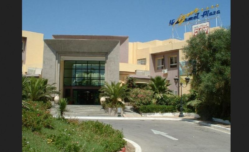 Azur Plaza Hotel