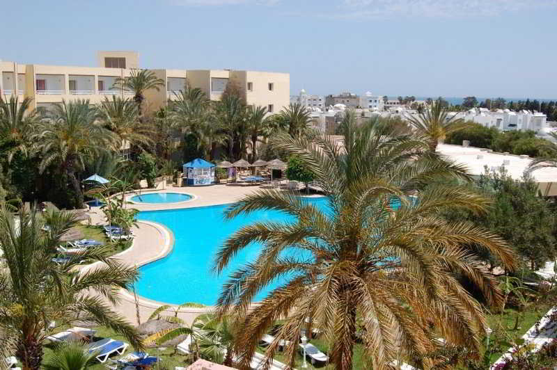 Azur Plaza Hotel
